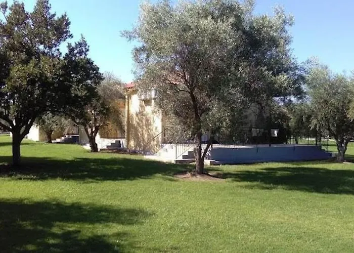 Phyllida - M1 Tatil Evi Zaharo